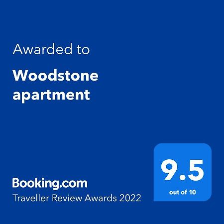 Woodstone Apartment Ploiesti Luaran gambar